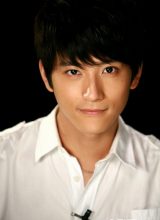 Чжан Цзюнь Нин