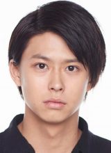 Судзуки Кацухиро