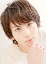 Акимото Рютаро