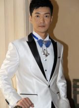 Ли Цзинь Жун