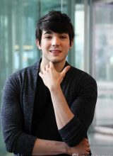 Робин Деяна