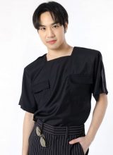 Вайт Нават Пумпхотинам