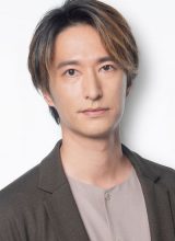 Акияма Синтаро