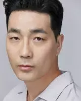 Ким Ён Гу