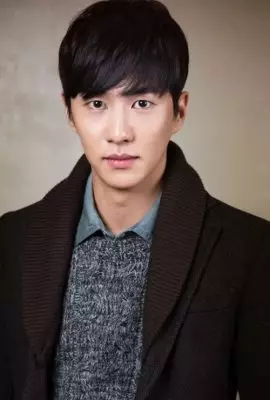 Ли Мён Хун Ли Мён Хун