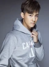 Янь Цзы Дун