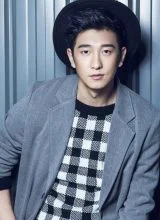 Ли Цзинь Ян