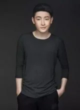 Ли Цзюнь Тин